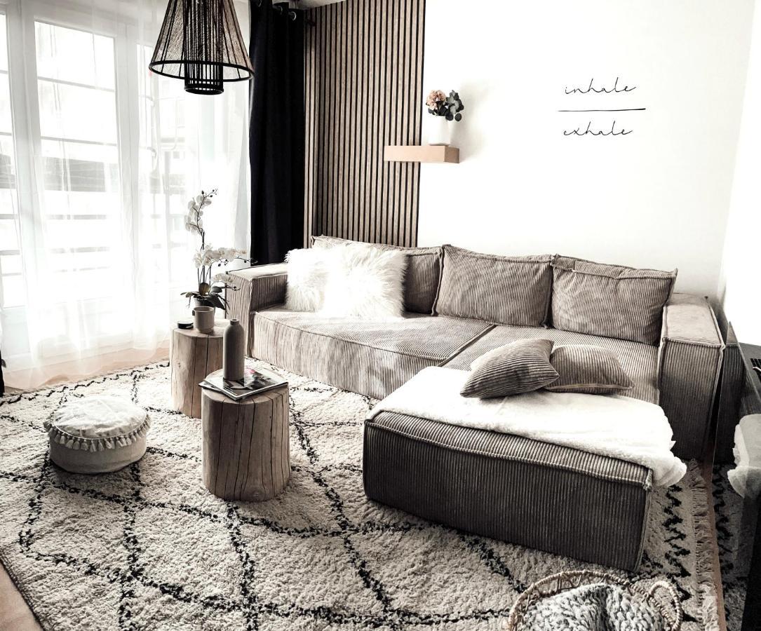Le Cocon Blanc Metz - T2 - Parking Prive - Balcon - Nouvelle Ville, Gare Bagian luar foto